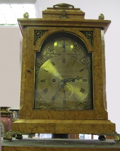 � 4960 ���� ����������